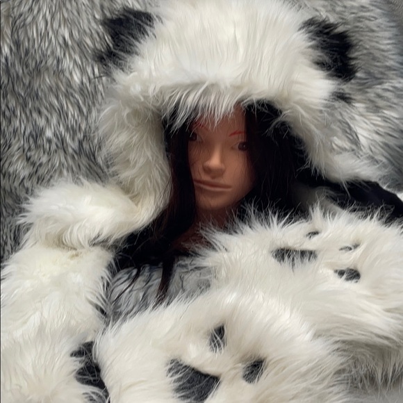 Claire's Warm Funny Panda Plush Hooded hat/scarf/m - Picture 1 of 6